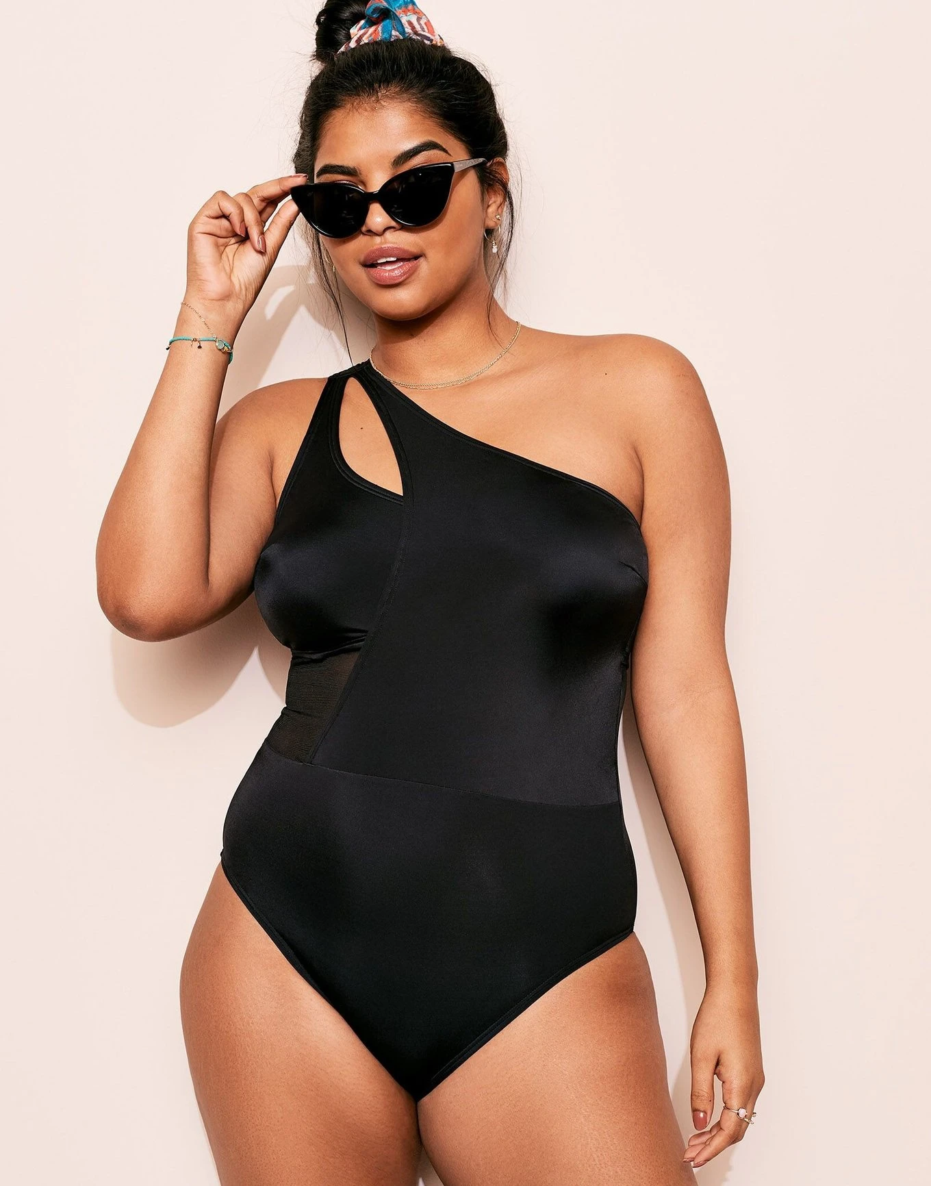 Alaine Contour Plus Black 1 Alaine Contour Plus Black