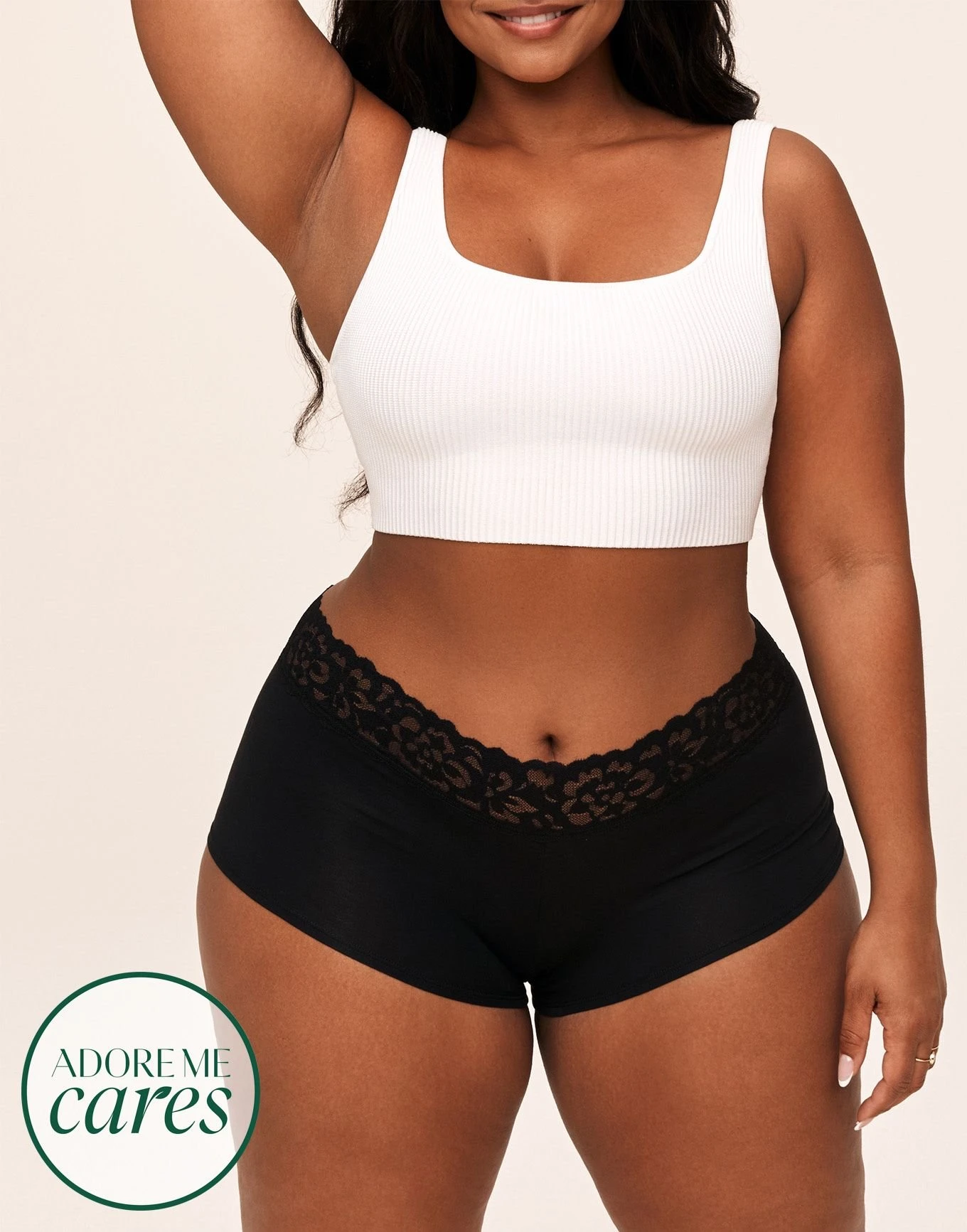 Leondra Shortie Plus Black 2 Leondra Shortie Plus Black - Image 2