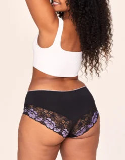 Blossom Hipster Plus Black