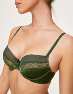 Andrelisa Contour Green