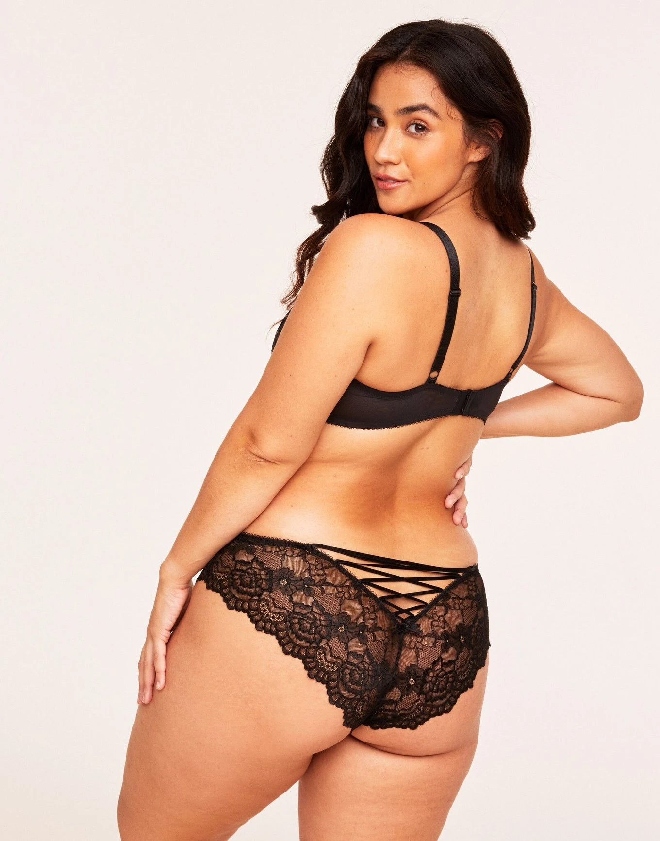 Enny Contour Plus Black 3 Enny Contour Plus Black - Image 3